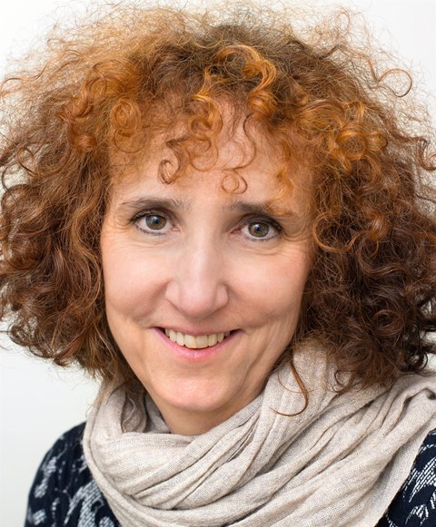 Headshot photo of Marina Cantacuzino