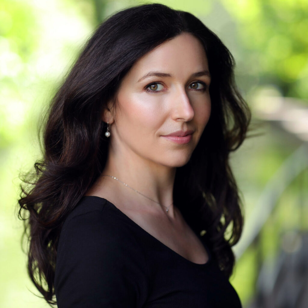 Emily Hauser, Image copyright Faye Thomas Photography.